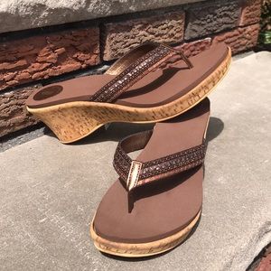 NWT Cork wedge bronze and brown sandals